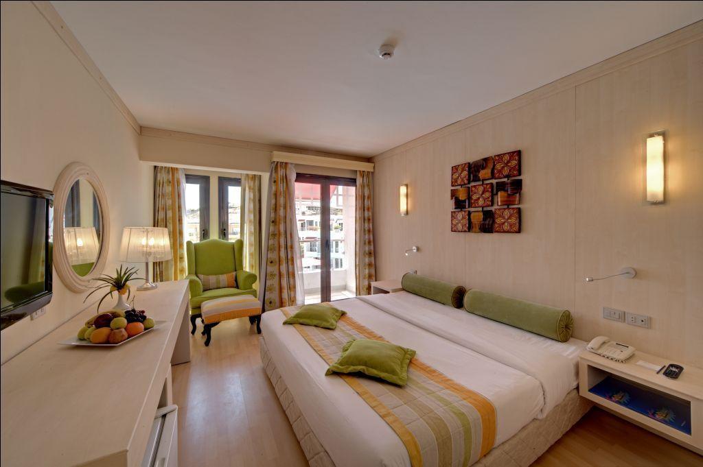 Kahramana Hotel Naama Bay Шарм ел-Шейх Стая снимка